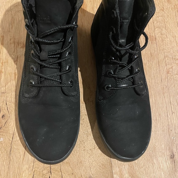 Timberland dausette sneaker suede women’s high top converse black like new - Picture 2 of 8